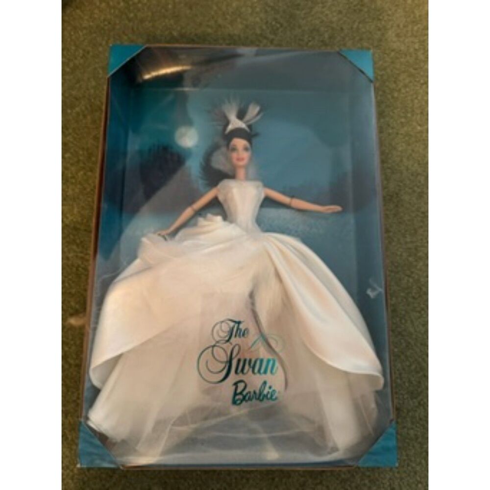 2000 Mattel Barbie The Swan Birds of Beauty Collection Third in Series Doll